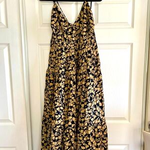 Abercrombie Women’s Flowy Maxi tiered dress- Large